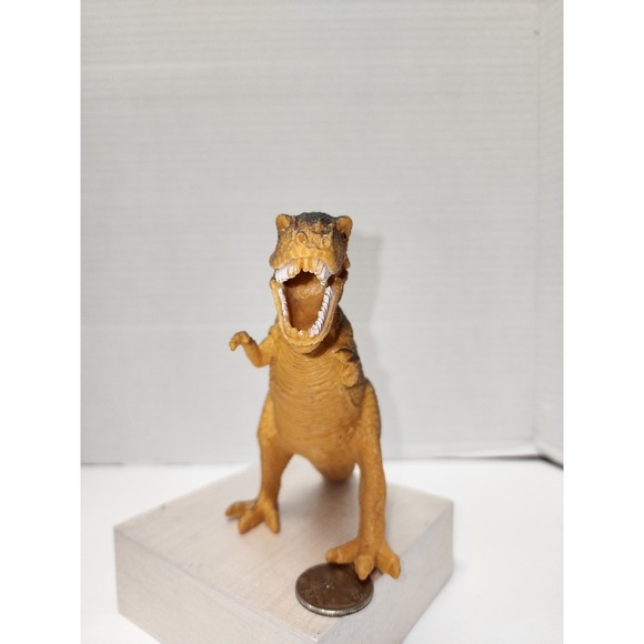 Toys Tyrannosaurus Rex (T-Rex) action figure Dinosaur - Picture 2 of 6